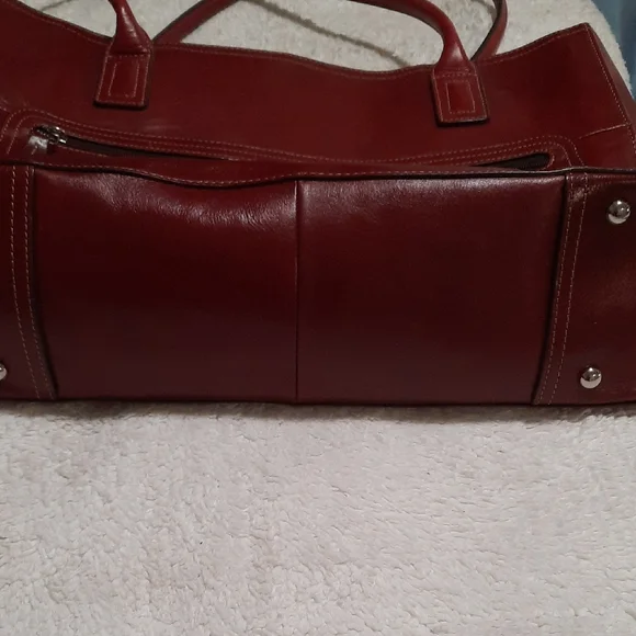 Fossil Deep Red Leather Vintage Business Tote Bag - Picture 10 of 12